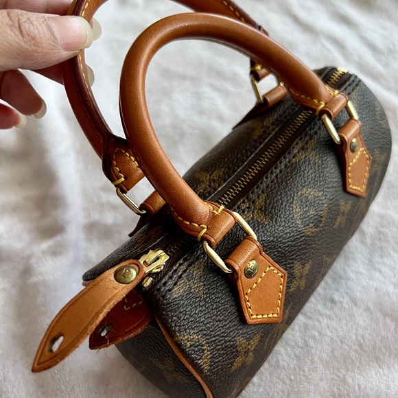 SOLD 🥂 Louis Vuitton Nano Speedy HL - Picture 3 of 10